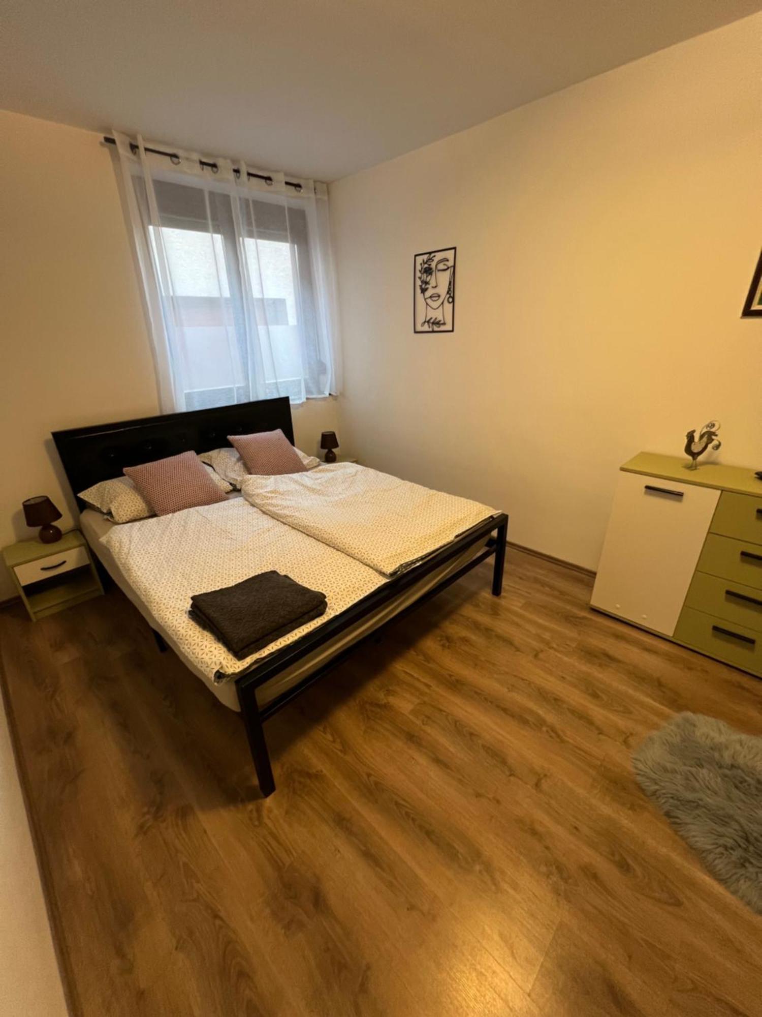 Garay26 Apartman Pécs Buitenkant foto